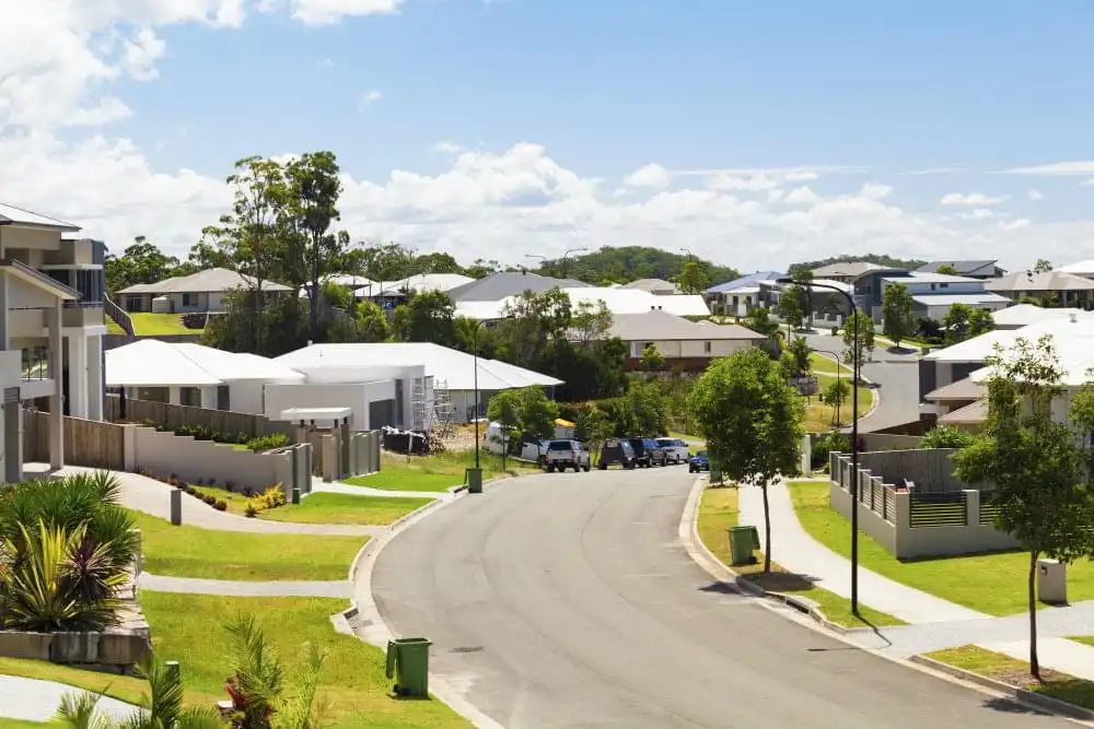 australian-suburban-street