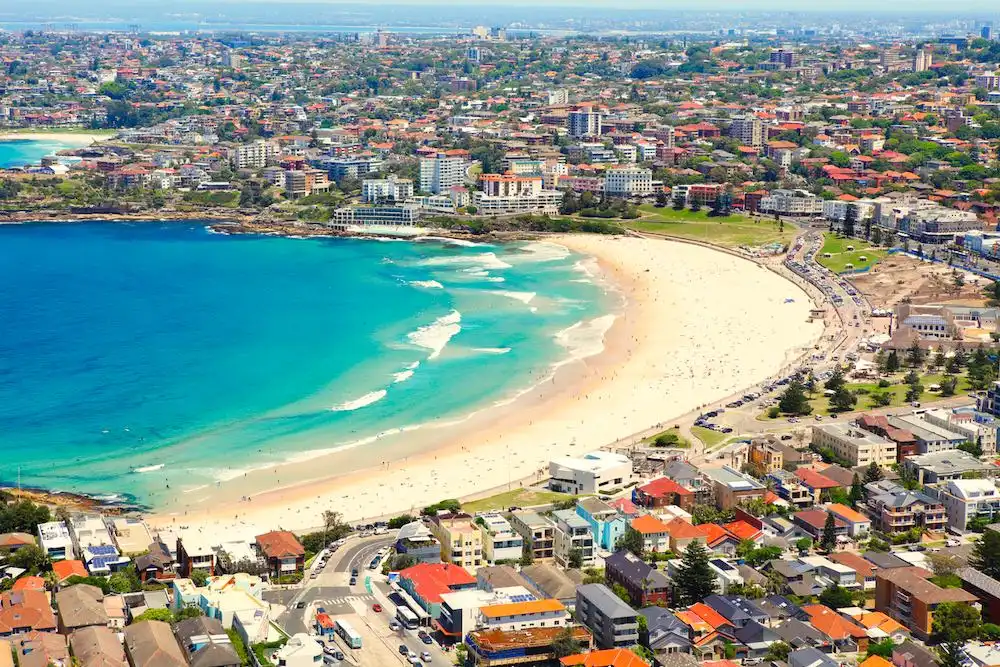 sydney-bondi-beach-aerial-photo-1