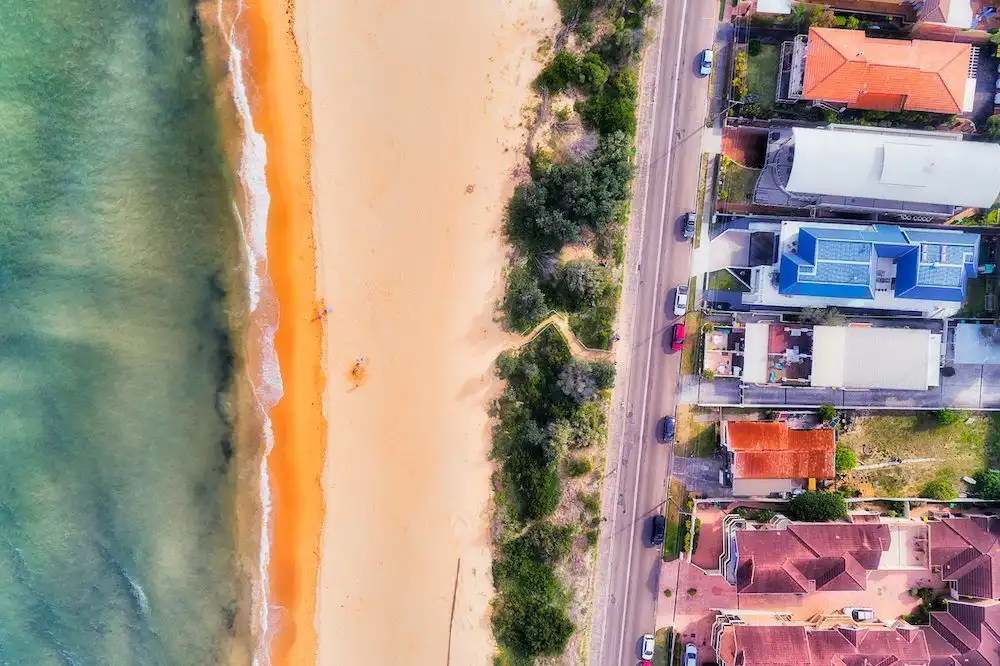australian-coastal-property-aerial-shot