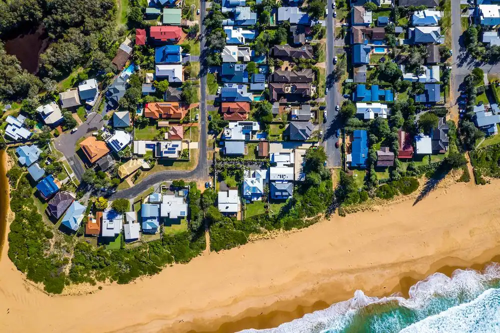 beachside-australian-homes-aerial-photo