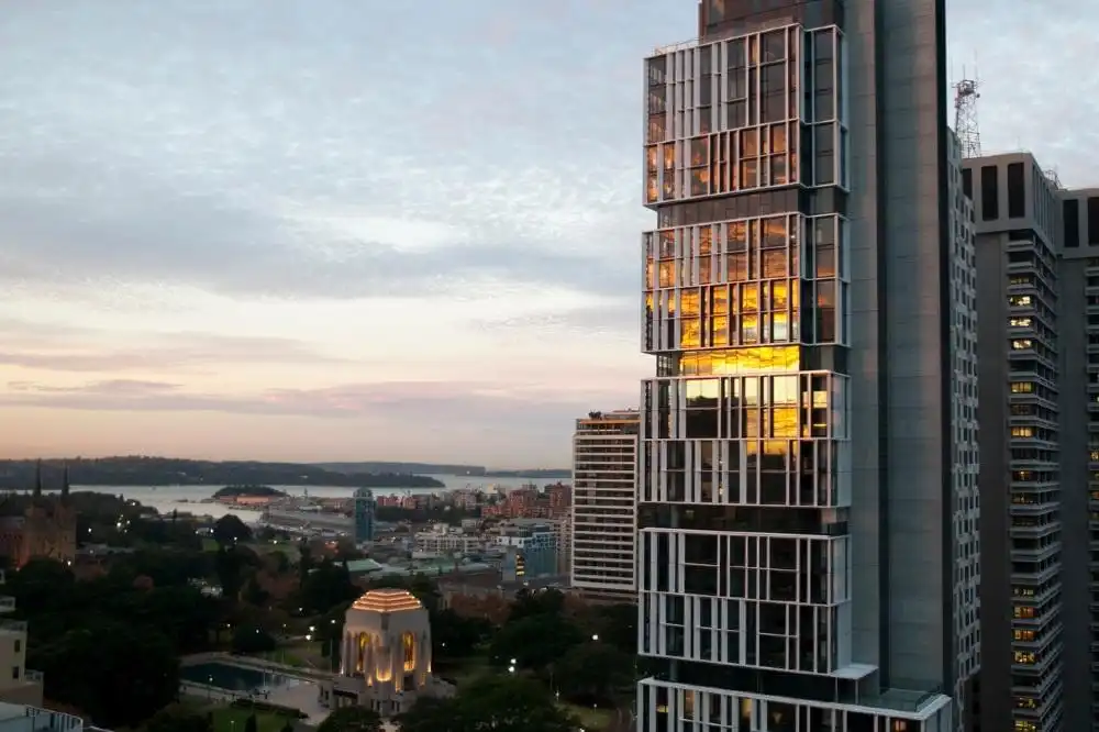 sydney-hyde-park-apt