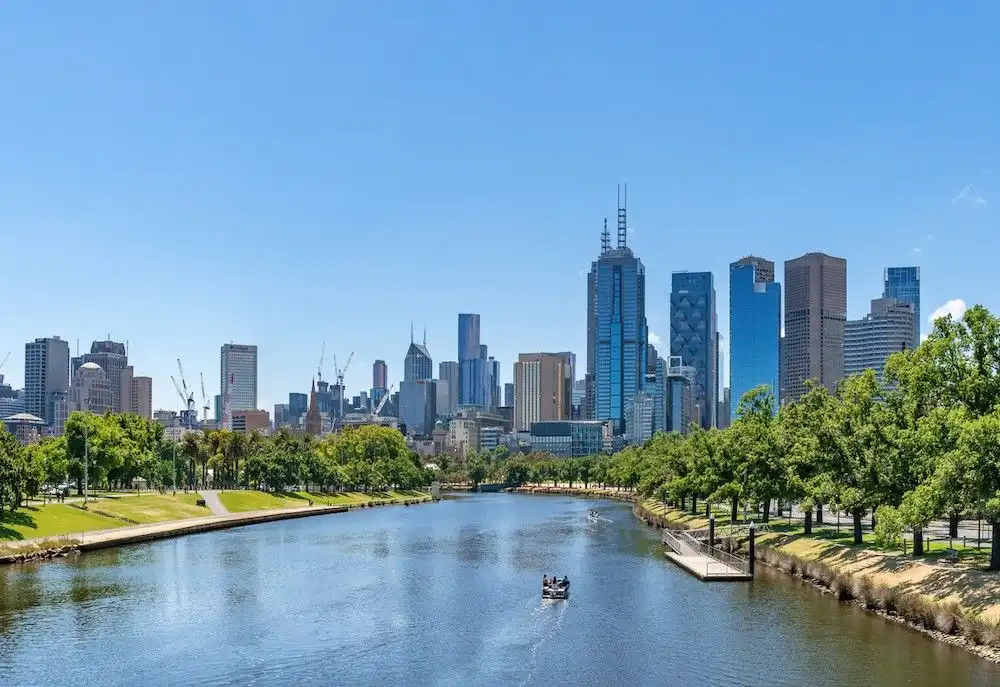 melbourne-city-skyline-2