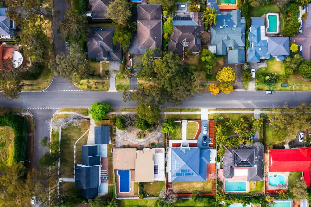 aerial-view-of-suburban-homes